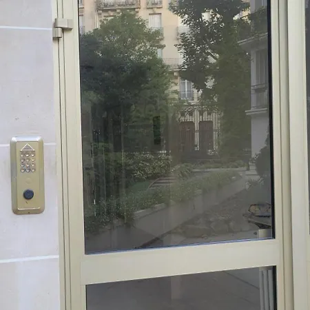 Apartament Chic Trocadero Paryż